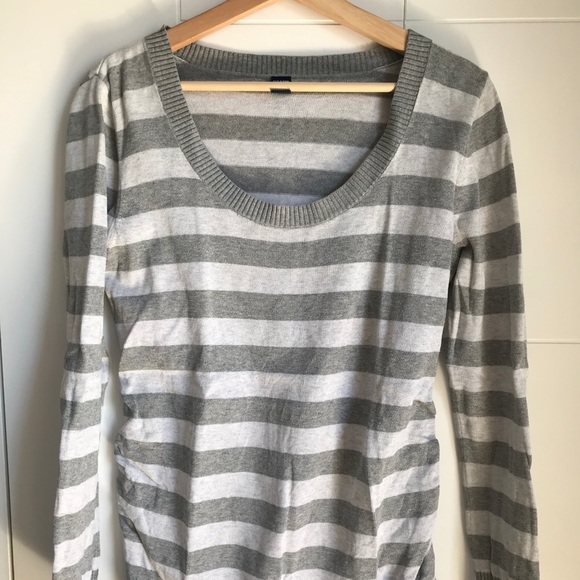 Maternity top lot - Picture 7 of 8